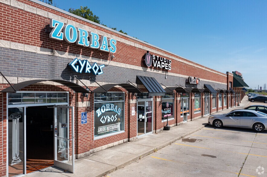 More Photos Of 1015-1103 W Eads Pky, Lawrenceburg Unknown For Lease