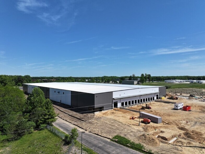 Primary Photo Of 5177 Corporate Woods Dr, Kalamazoo Distribution For Lease