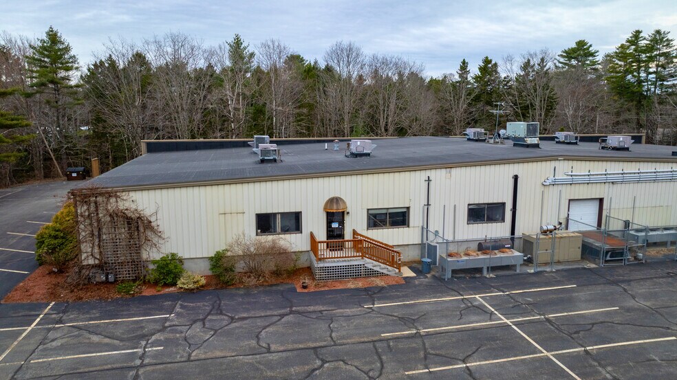 More Photos Of 4 Industrial Pky, Brunswick Manufacturing For Lease