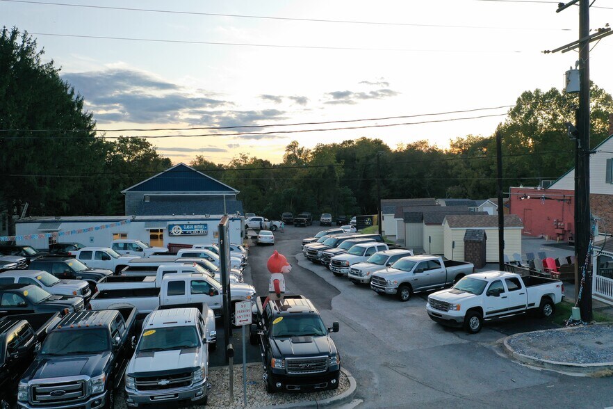 More Photos Of 2451 Baltimore Blvd, Finksburg Auto Repair For Sale