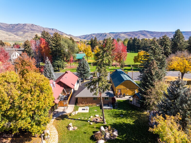 More Photos Of 237 S 7400 E, Huntsville Freestanding For Sale