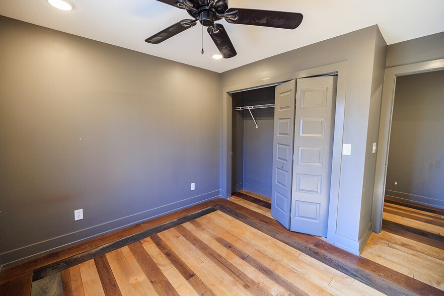 More Photos Of , Bloomington Unknown For Sale