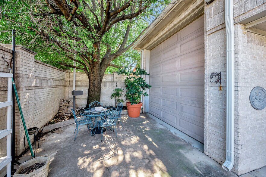 More Photos Of , Euless Unknown For Sale