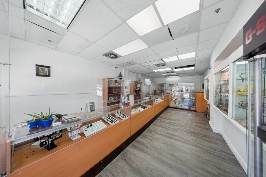 More Photos Of 1201-1223 W Flagler St, Miami Apartments For Lease