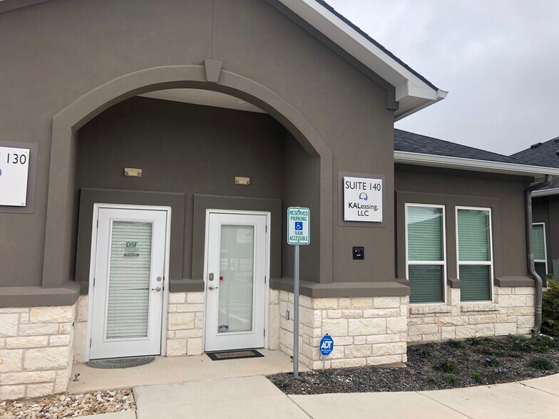 Primary Photo Of 660 S Bagdad Rd, Leander Loft Creative Space For Sale