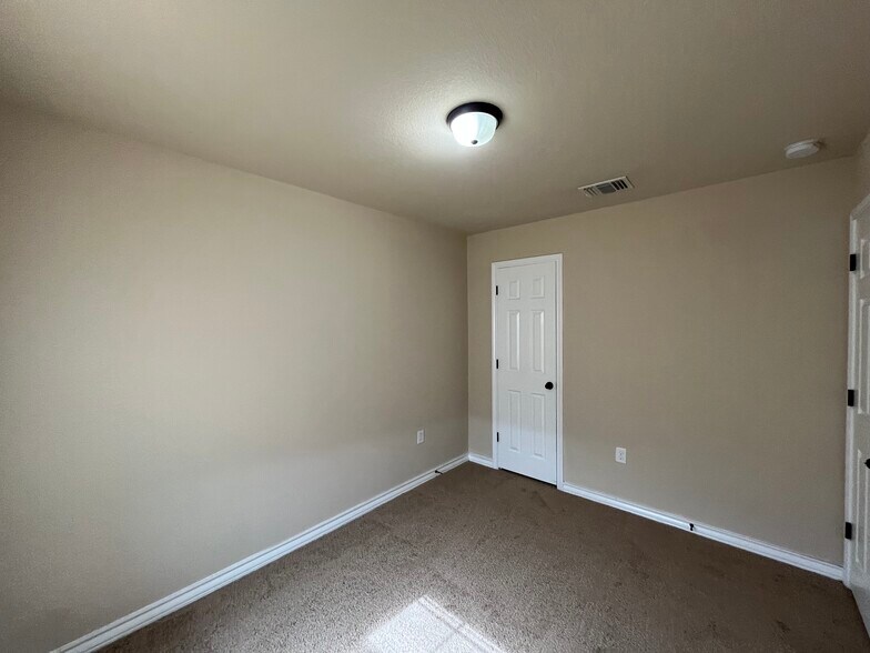 More Photos Of 6309 Attucks Ln, San Antonio Multifamily For Sale