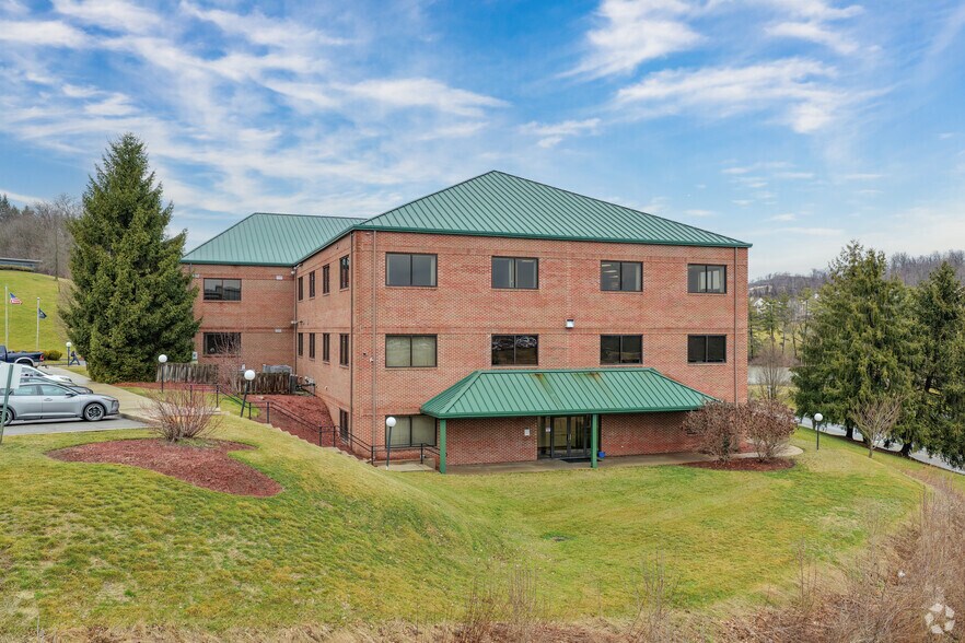 More Photos Of 125 Technology Dr, Canonsburg Office For Lease