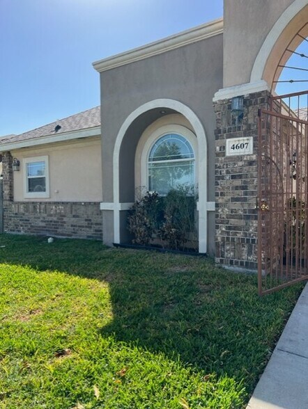 More Photos Of 4607 N Cypress St, Pharr Apartments For Sale
