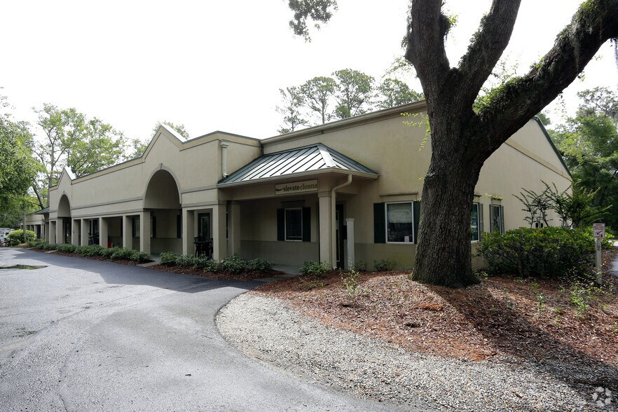 Primary Photo Of 136 Beach City Rd, Hilton Head Flex For Lease