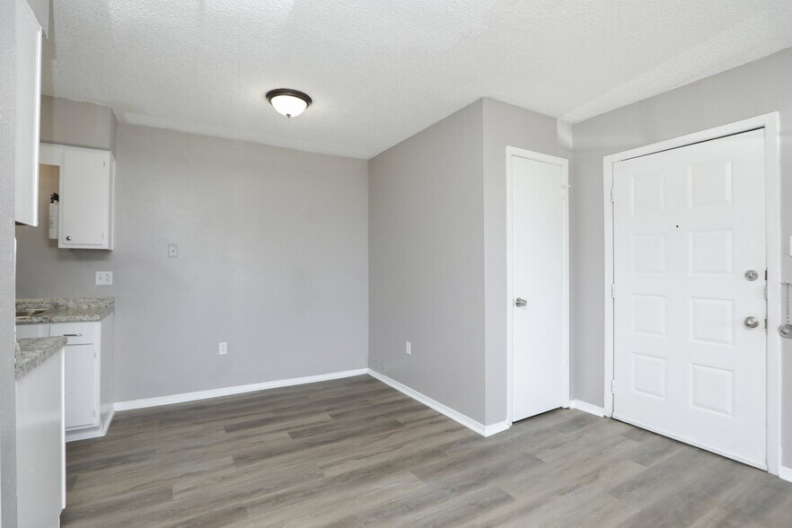 More Photos Of 2910 Old Lane City Rd, Wharton Apartments For Sale