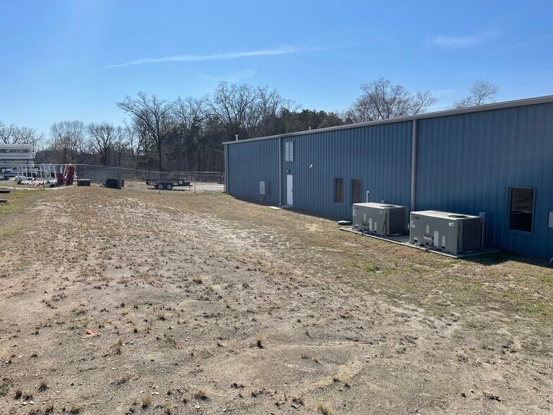 More Photos Of 4950 Stough Rd SW, Concord Flex For Sale