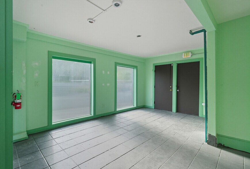 More Photos Of 1 Water St, New Paltz Storefront Retail Residential For Sale