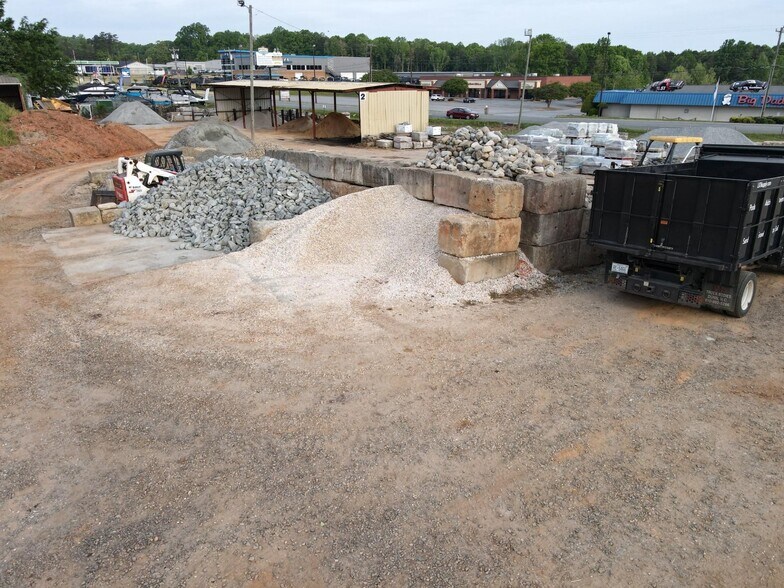 More Photos Of 1159 River Hwy, Mooresville Flex For Lease