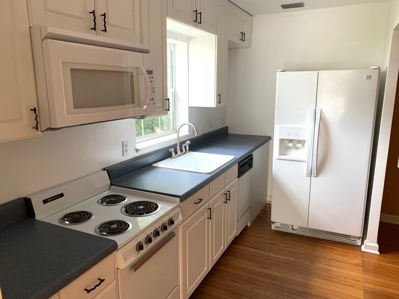 More Photos Of 1501 E Robinson St, Orlando Office Residential For Lease