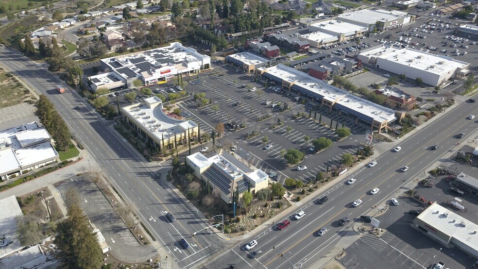 More Photos Of 34366 Yucaipa Blvd, Yucaipa Unknown For Lease