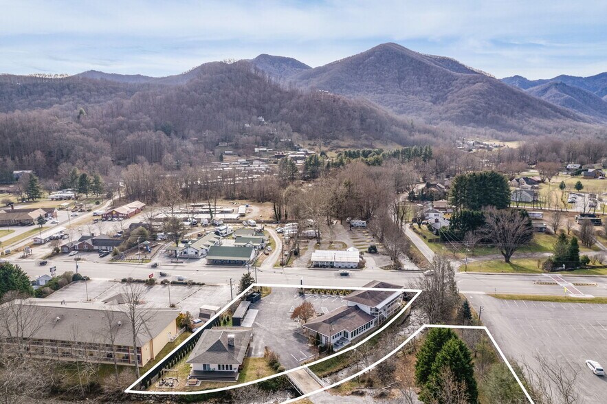 More Photos Of 4102 Soco Rd, Maggie Valley Hotel For Sale