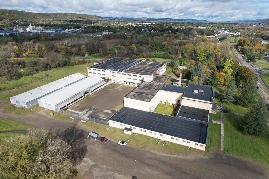 More Photos Of 1575 Lake St, Elmira Manufacturing For Sale