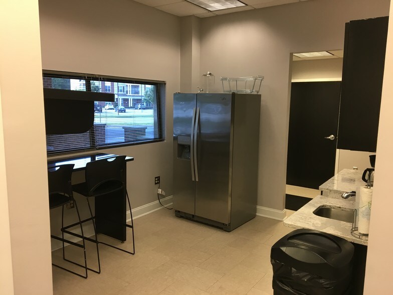 More Photos Of 10469 Atlee Station Rd, Ashland Office For Lease