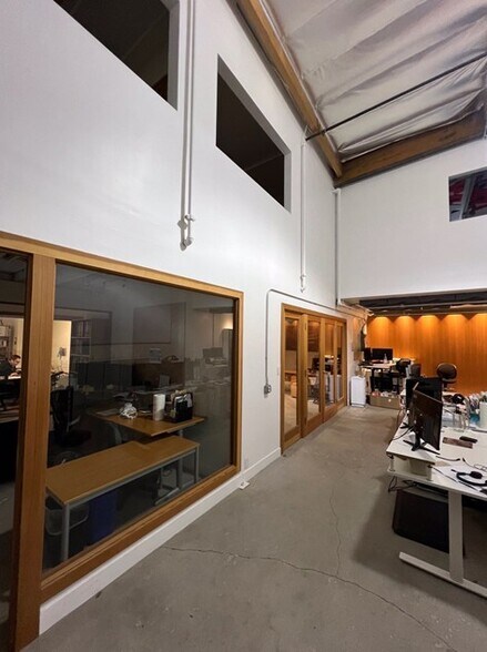 More Photos Of 3617 Hayden Ave, Culver City Loft Creative Space For Lease