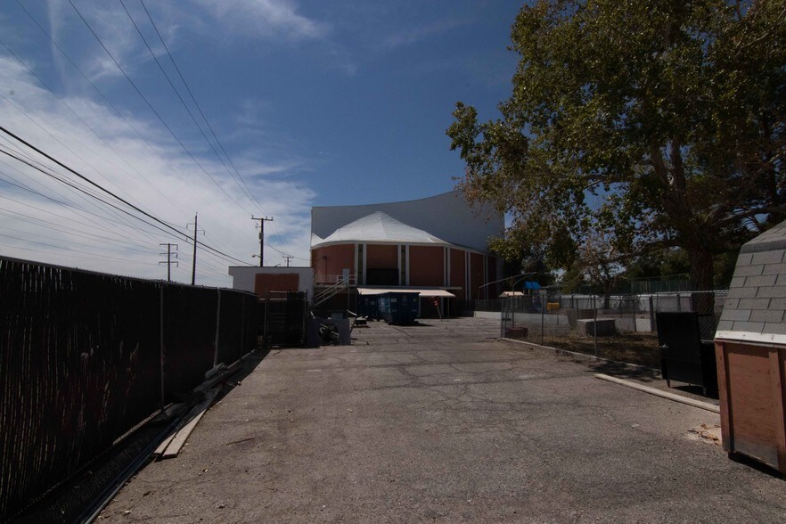 More Photos Of 1701 E Oakey Blvd, Las Vegas Religious Facility For Sale