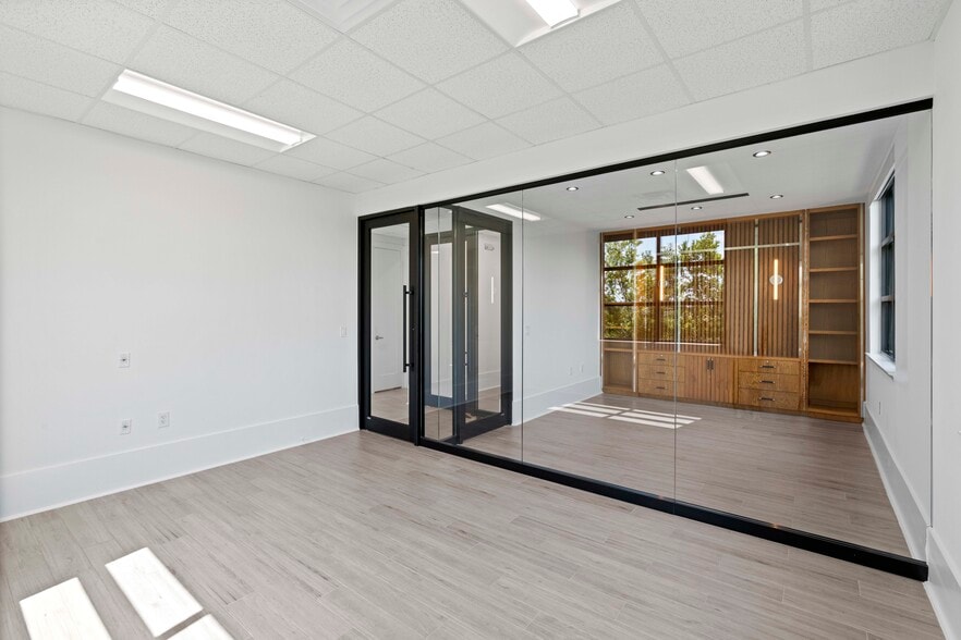 More Photos Of 8118 Fry Rd, Cypress Office For Sale