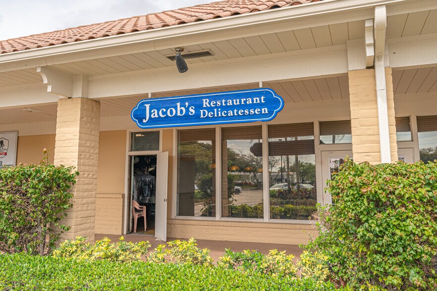 More Photos Of 3755 W Woolbright Rd, Boynton Beach Unknown For Lease