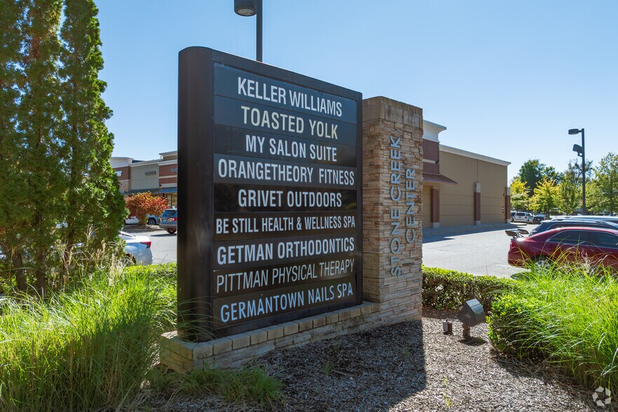 More Photos Of 9037 Poplar Ave, Germantown Office For Lease