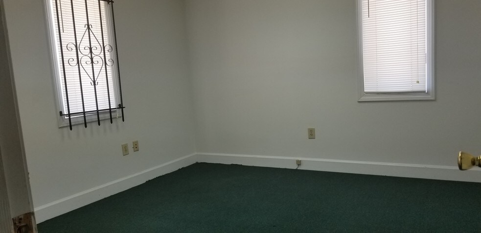 More Photos Of 3076 Campbellton Rd SW, Atlanta Medical For Lease