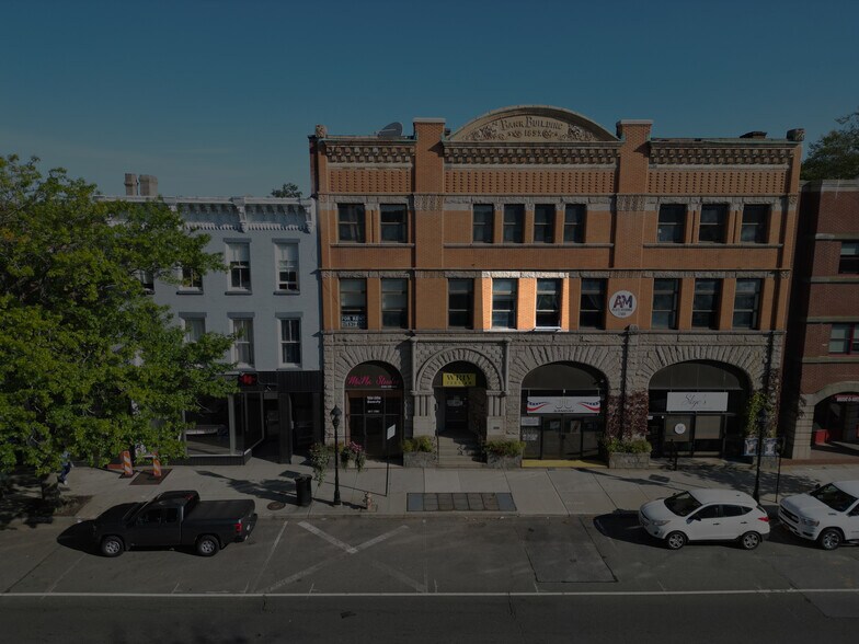 More Photos Of 42 W Main St, Riverhead Storefront Retail Office For Lease