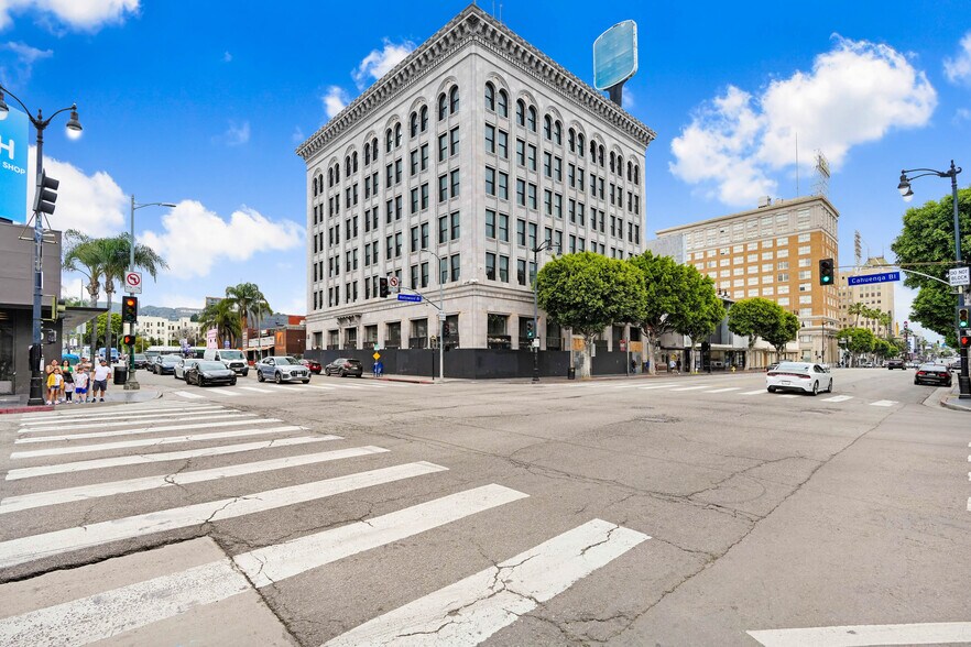 More Photos Of 6381 Hollywood Blvd, Hollywood Office For Lease