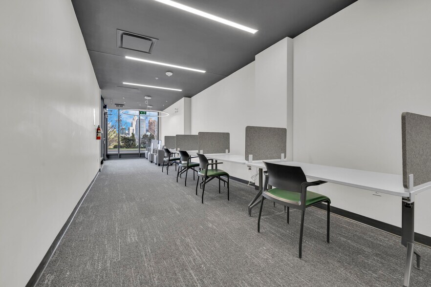 More Photos Of 333 Riverside Dr W, Windsor Office For Lease
