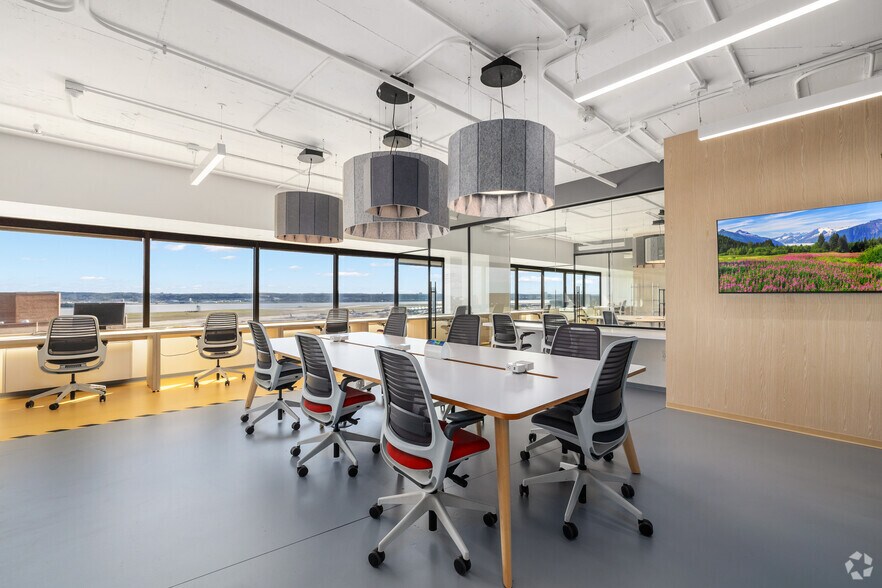 More Photos Of 1550 Crystal Dr, Arlington Office For Lease