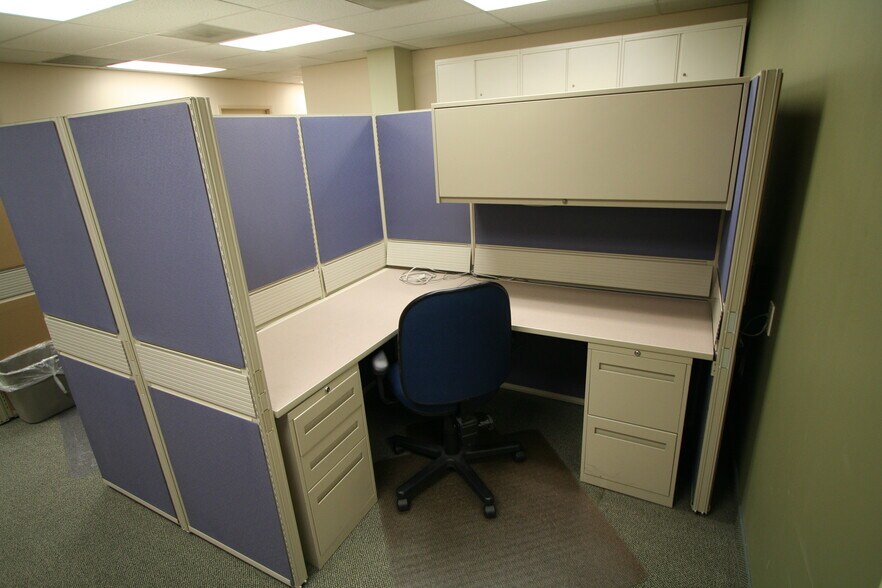 More Photos Of 10605 Concord St, Kensington Coworking Space