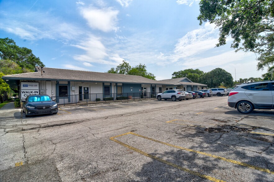 More Photos Of 3275 66th St N, Saint Petersburg Medical For Sale