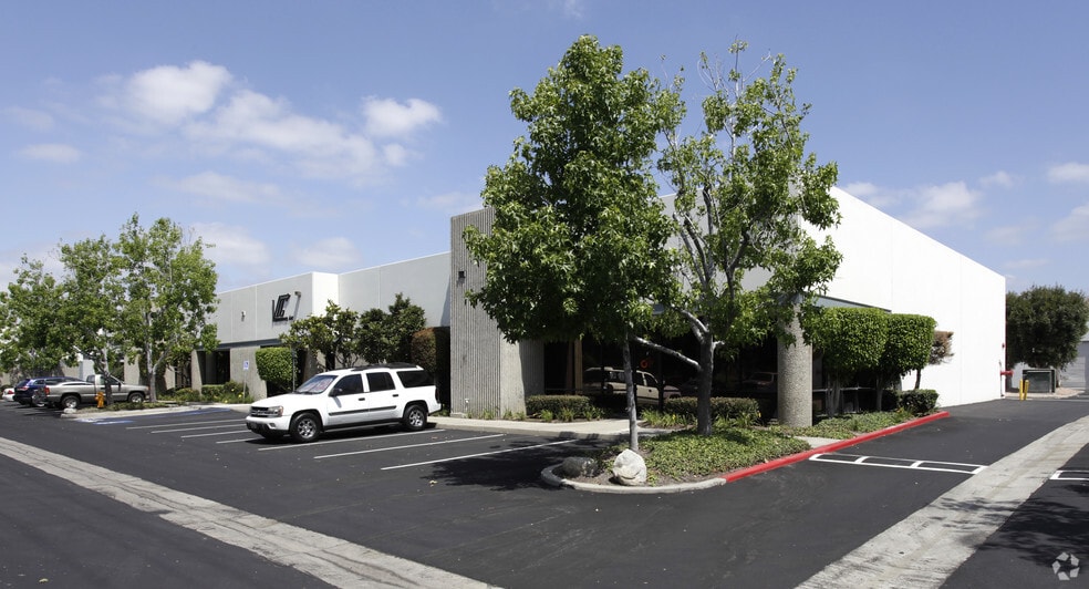 Primary Photo Of 4051 E La Palma Ave, Anaheim Warehouse For Lease