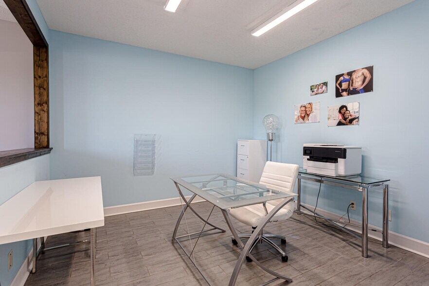 More Photos Of 3015-3025 Piedmont Rd NE, Atlanta Office For Sale