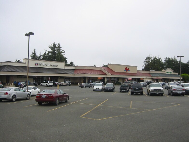 More Photos Of 66 Michigan Ave NE, Bandon Freestanding For Lease