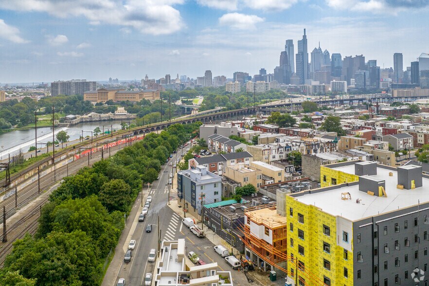 More Photos Of 3300 Fairmount Ave, Philadelphia Warehouse For Lease