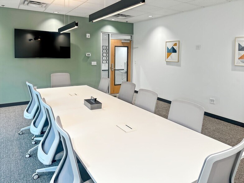 More Photos Of 480 N Orlando Ave, Winter Park Coworking Space