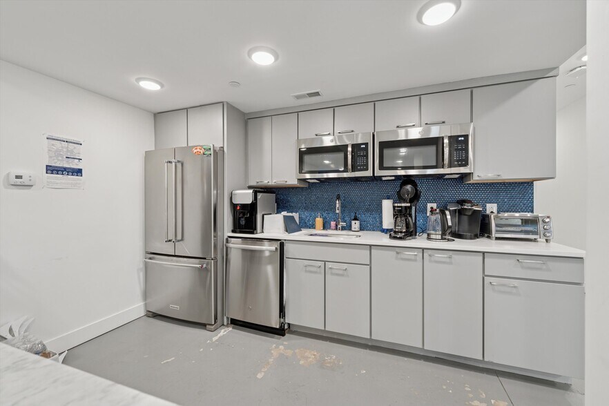 More Photos Of 1225 N 7th St, Philadelphia Office For Lease