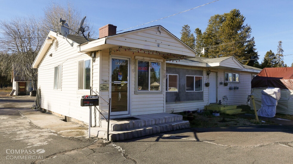 More Photos Of 109480 Highway 97 N, Chemult Hotel For Sale