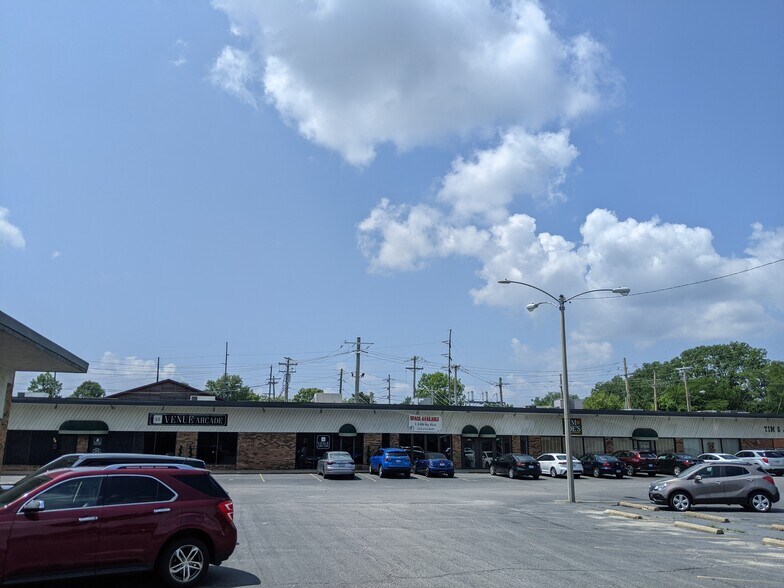 More Photos Of 6500 W Main St, Belleville Coworking Space