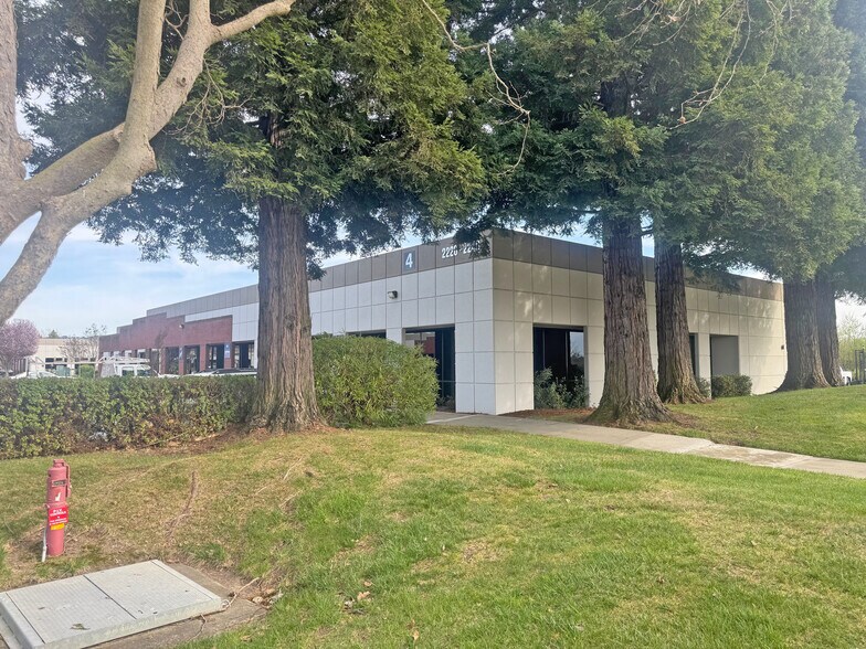 Primary Photo Of 2220-2240 Northpoint Pky, Santa Rosa Flex For Lease