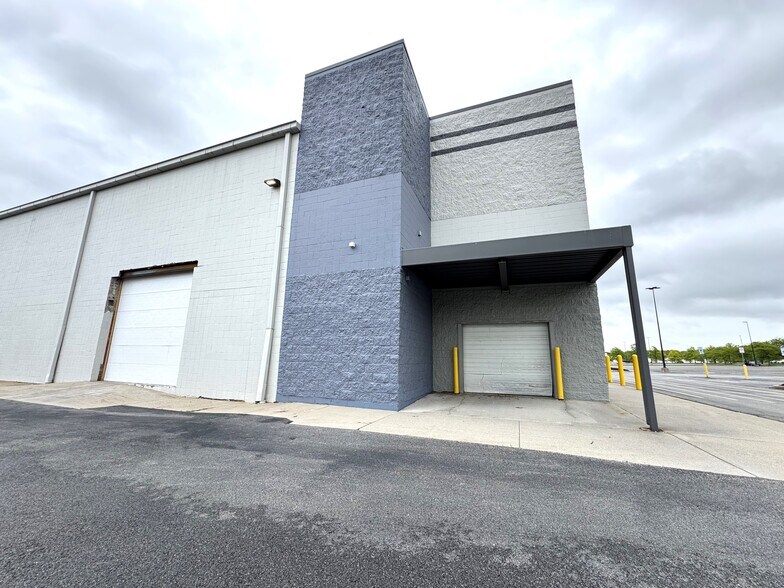 More Photos Of 3780 W Ridge Rd, Rochester Industrial For Lease