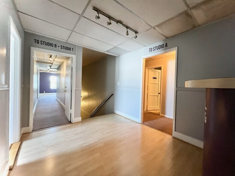 More Photos Of 4419-4421 Lankershim Blvd, North Hollywood Storefront Retail Office For Lease