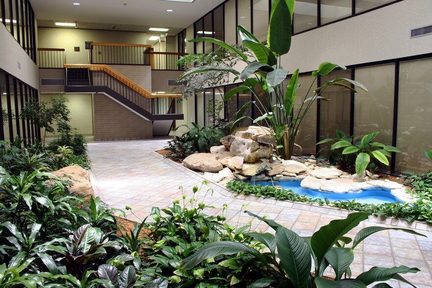 More Photos Of 4444 Corona Dr, Corpus Christi Office For Lease