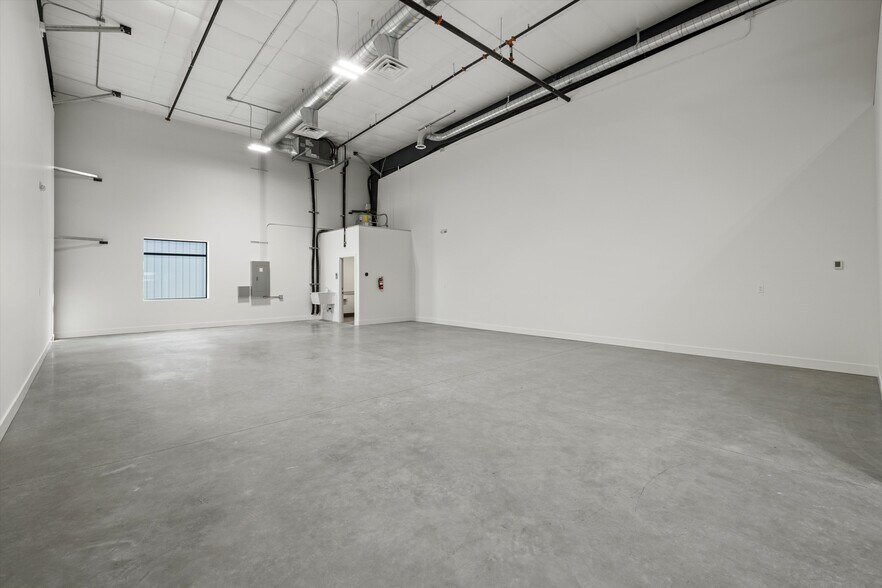 More Photos Of 2517 Logan St, Richland Service For Sale