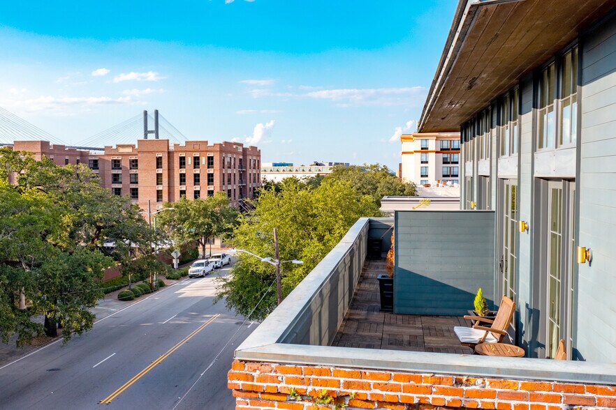 More Photos Of 36 Martin Luther King Jr Blvd, Savannah Specialty For Sale