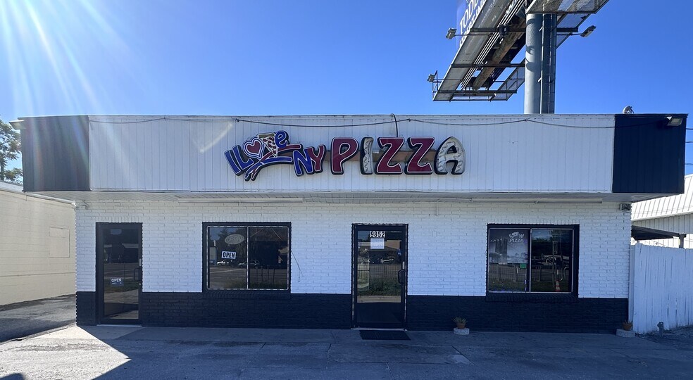 Primary Photo Of 9852 E Colonial Dr, Orlando Restaurant For Sale