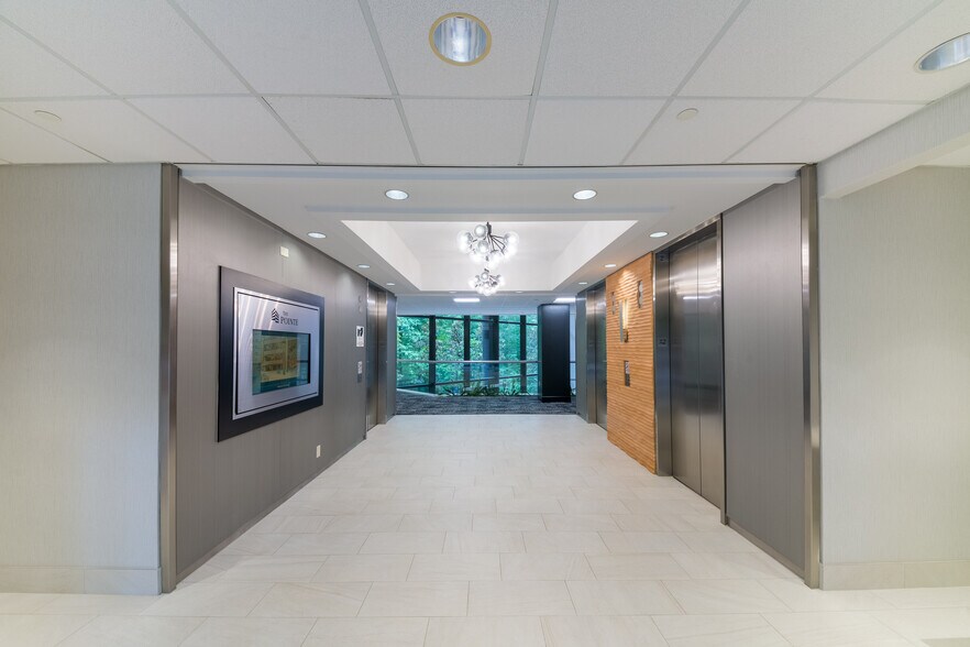More Photos Of 500 Northridge Rd, Atlanta Office For Lease